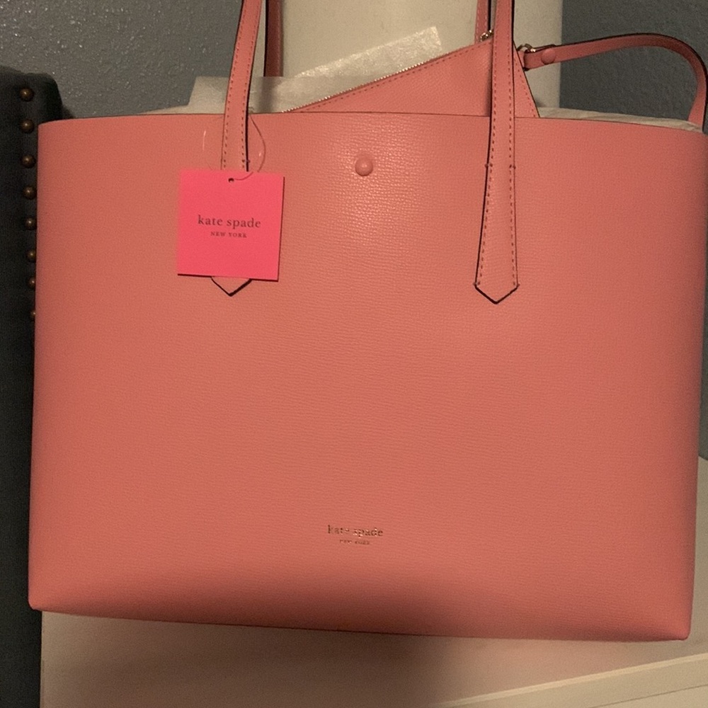 Kate Spade Large Molly Pink Tote with Pouch Set - Picture 4 of 6
